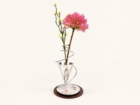 Seraphine — flower holder